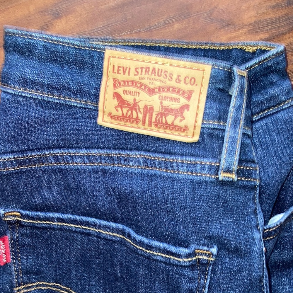 Levi jeans